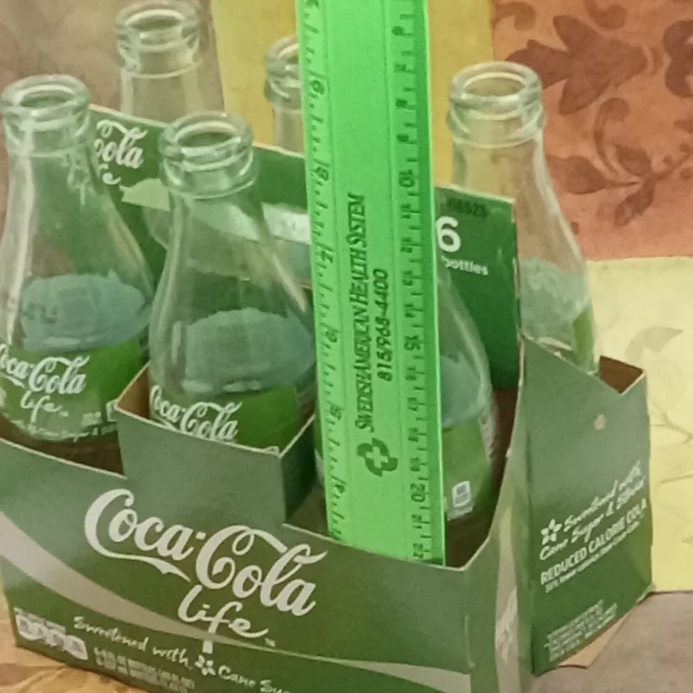 Green COCA COLA LIFE Reduced Calorie Bottles w/Carrier EMPTY Limited Ed Stevia - Picture 7 of 14